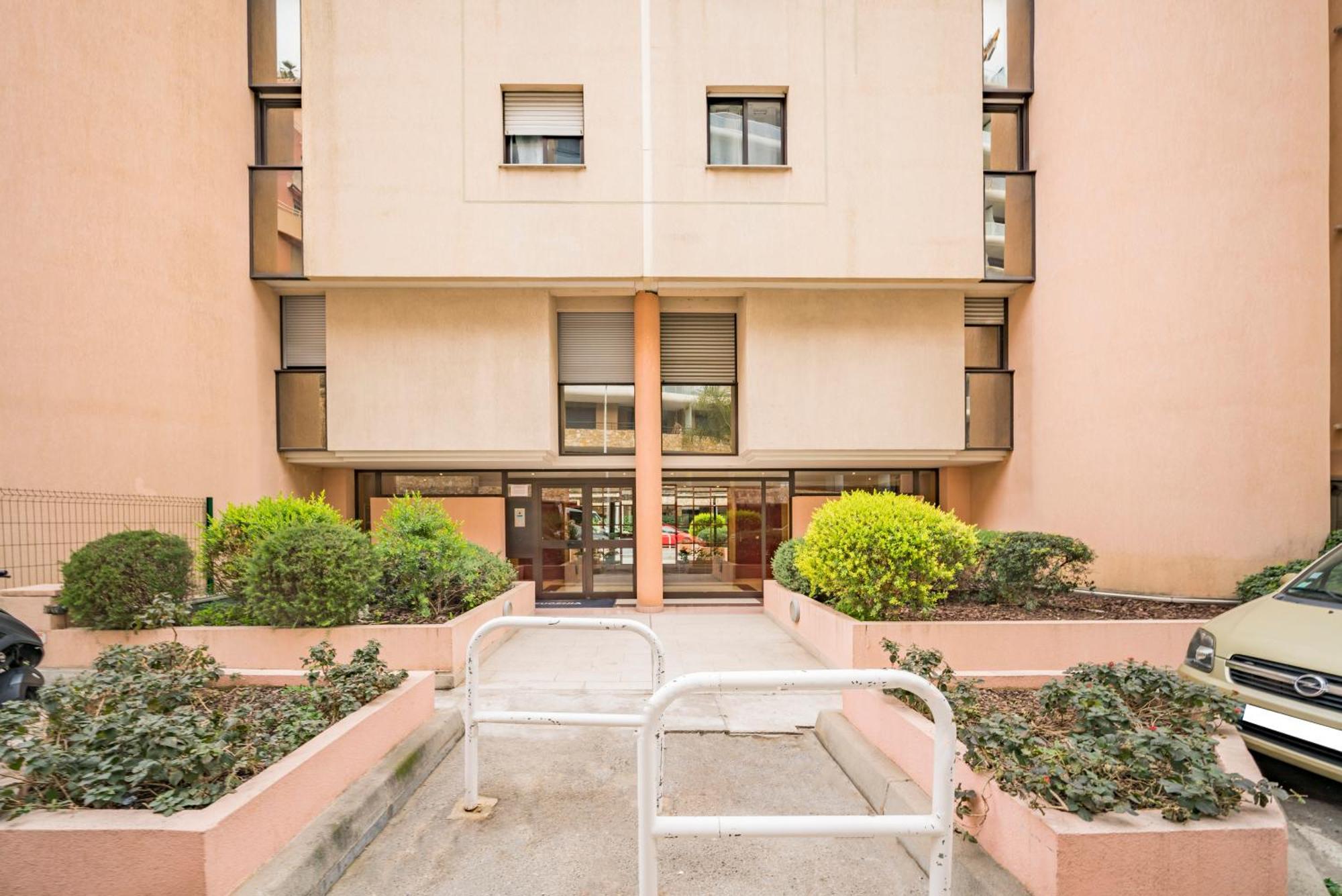 דירות בוסוליי 5mn Monaco - Vue mer - Parking - Piscine - BB מראה חיצוני תמונה